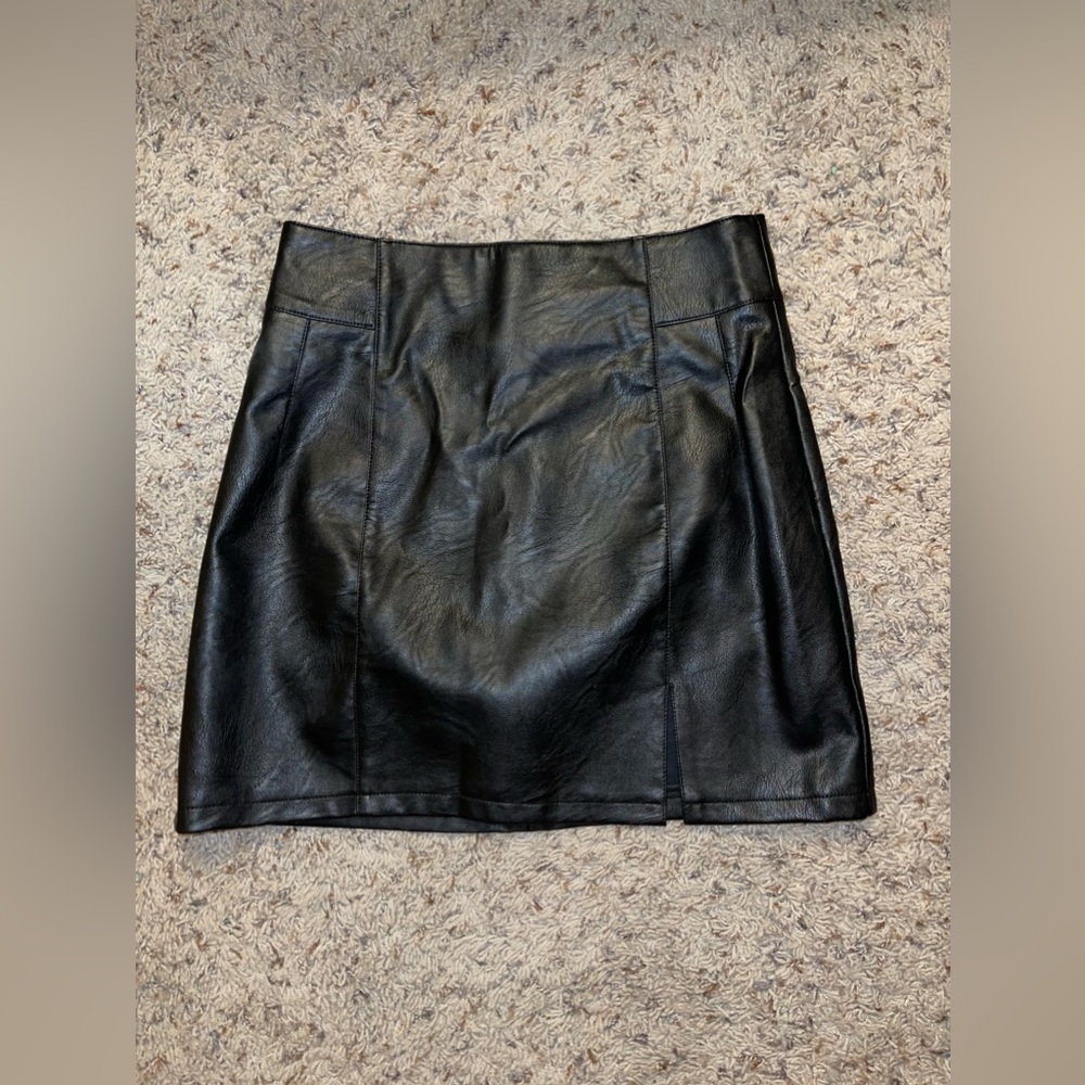 Leather skirt size 6